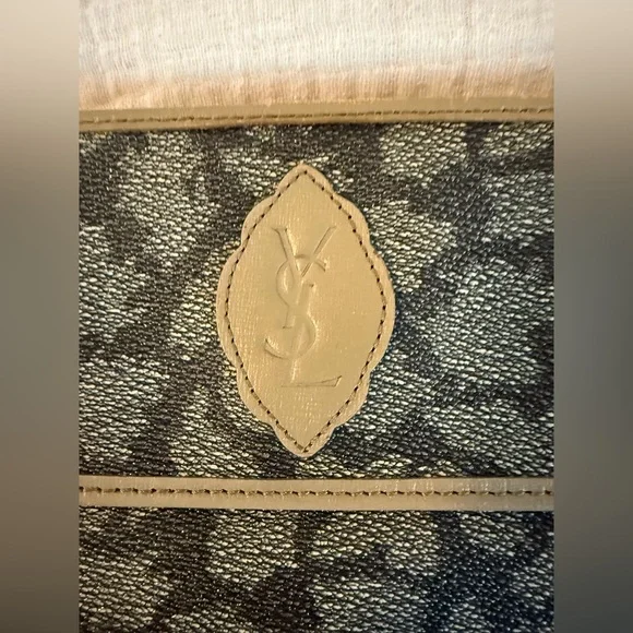 YSL clutch - Picture 3 of 17